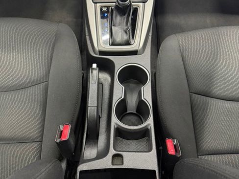 Used 2015 Hyundai Elantra SE w/ Option Group 03 FWD image 25
