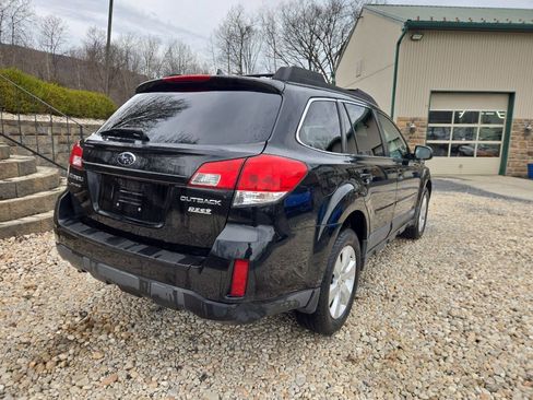 Used 2011 Subaru Outback 2.5i Limited image 6