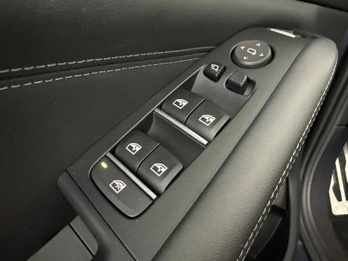Used 2021 BMW X5 xDrive40i w/ M Sport Package AWD/4WD image 23