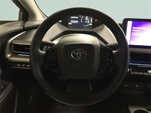 Certified 2024 Toyota Prius XLE image 19