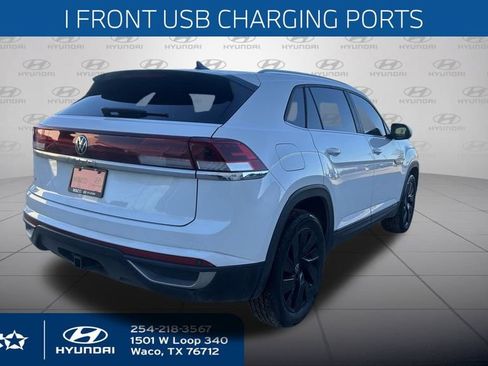 Used 2024 Volkswagen Atlas Cross Sport SE image 9