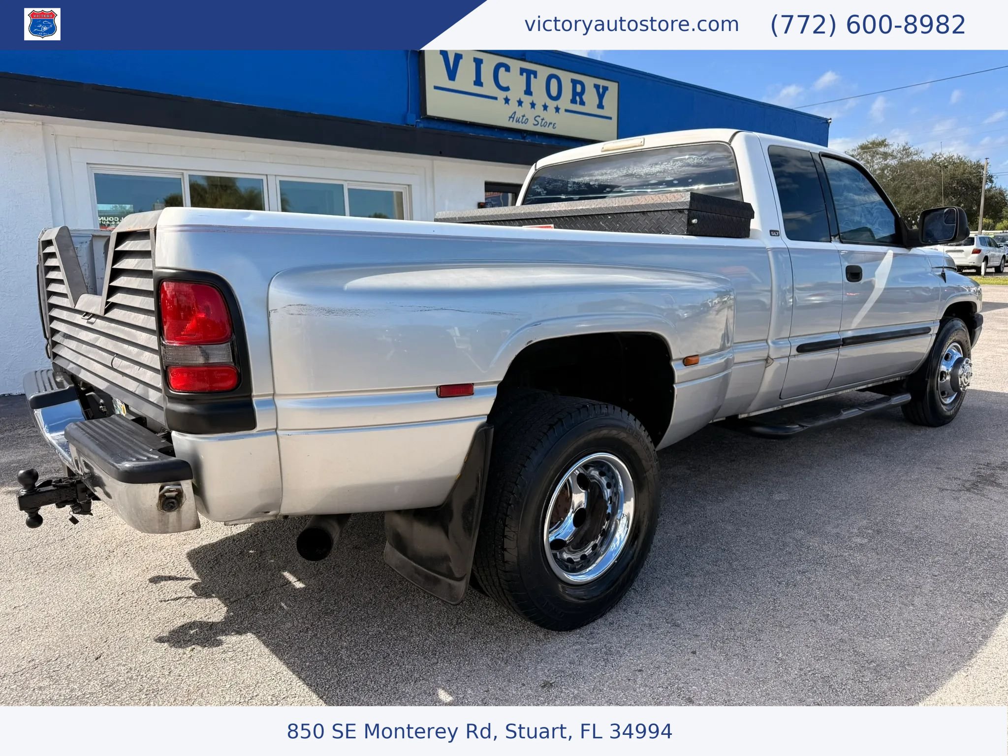Used 2001 Dodge Ram 2500 Truck 2WD Quad Cab image 2