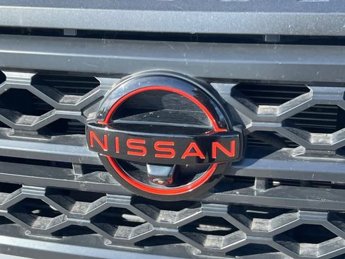 Used 2022 Nissan Frontier Pro-X w/ Pro-X Premium Package image 10