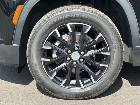 Certified 2024 Chevrolet Traverse LT w/ Trailering Package FWD image 8