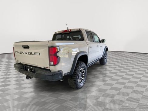 New 2026 Chevrolet Colorado ZR2 w/ Technology Package AWD/4WD image 14