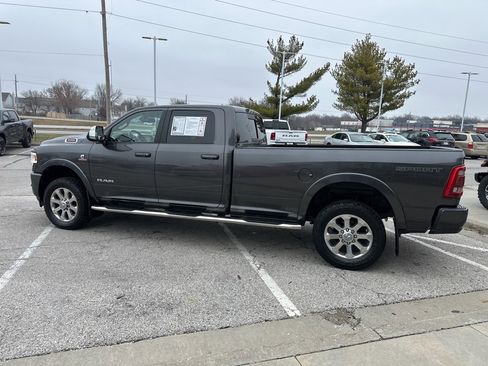 Used 2019 RAM 3500 Laramie image 16