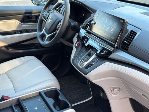 New 2026 Honda Odyssey EX-L image 9