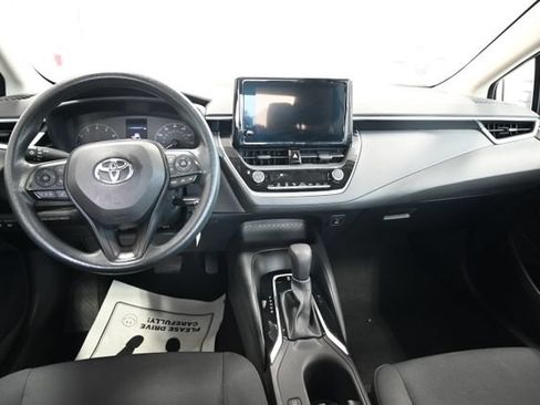 Used 2023 Toyota Corolla LE FWD image 13