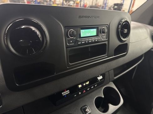 Used 2021 Mercedes-Benz Sprinter 3500 w/ Swivel Seat Package image 8