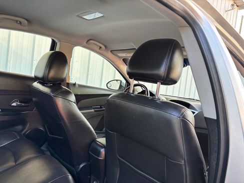 Used 2015 Chevrolet Cruze LT FWD image 18