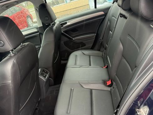Used 2017 Volkswagen Golf Wolfsburg Edition FWD image 17