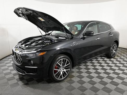 Used 2022 Maserati Levante GT image 33