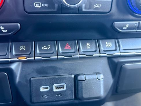 Used 2020 Chevrolet Silverado 1500 LT w/ All-Star Edition image 35