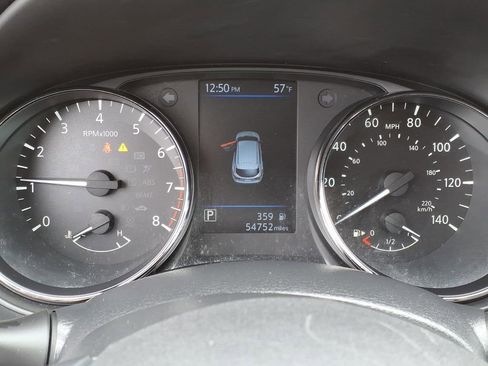 Used 2021 Nissan Rogue Sport SV AWD/4WD image 29
