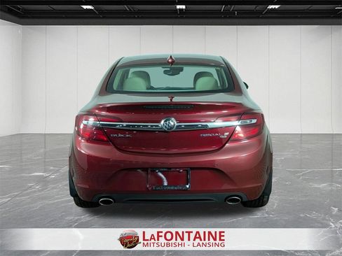 Used 2017 Buick Regal Premium w/ Driver Confidence Package #2 image 8