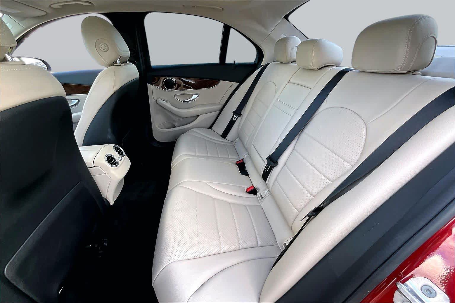Used 2017 Mercedes-Benz C 300 Sedan image 20