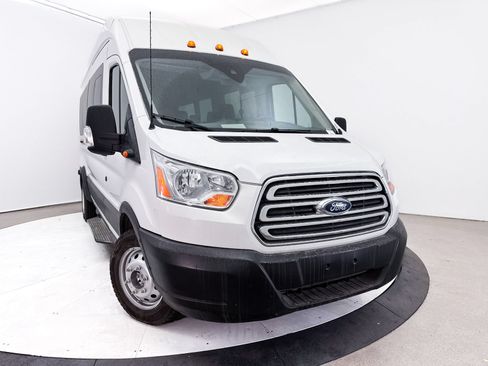 Used 2019 Ford Transit 350 XLT RWD image 7