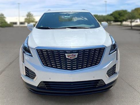 New 2025 Cadillac XT5 Luxury w/ LPO, Floor Liner Package image 2