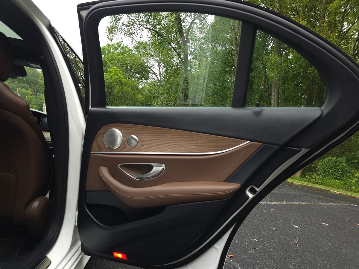 Used 2023 Mercedes-Benz E 350 4MATIC Sedan image 24