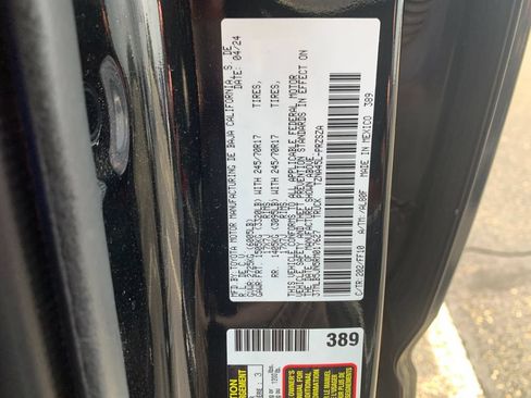 Used 2024 Toyota Tacoma SR5 AWD/4WD image 32