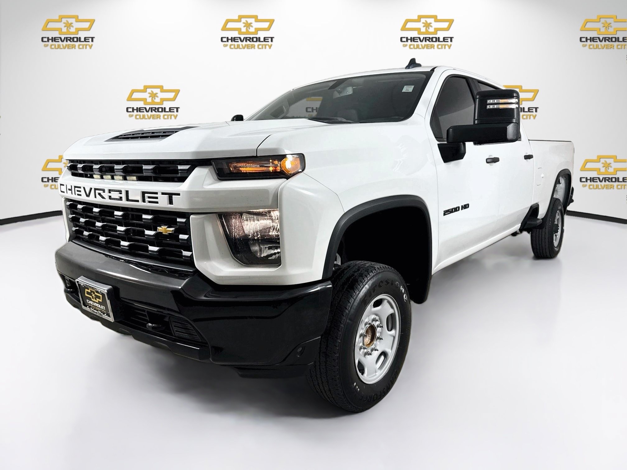 Used 2022 Chevrolet Silverado 2500 Custom w/ Custom Value Package RWD image 3