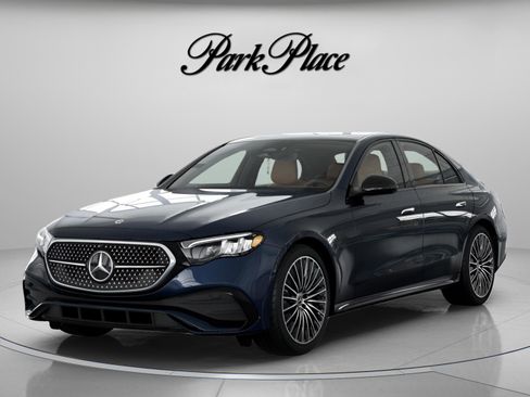 New 2026 Mercedes-Benz E 450 4MATIC Sedan image 37