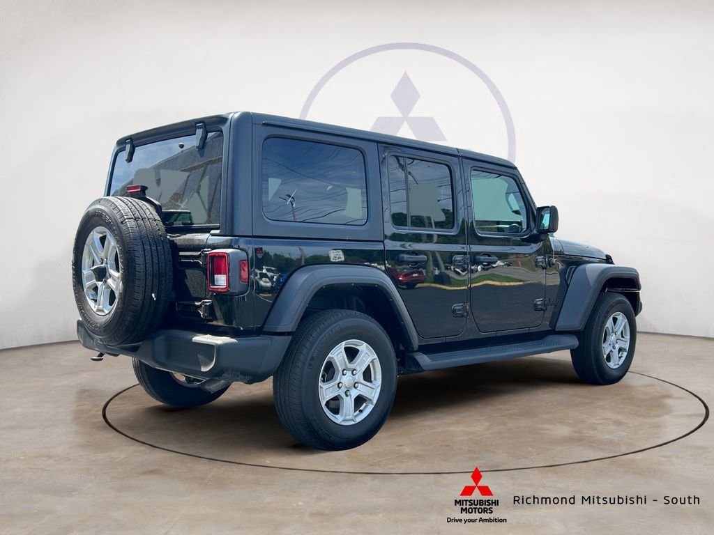Used 2023 Jeep Wrangler Unlimited Sport AWD/4WD image 3