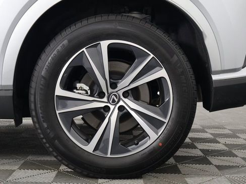 Used 2024 Lexus RX 350h image 16