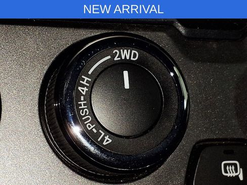 Used 2020 Toyota Tacoma TRD Off-Road w/ Technology Package image 16