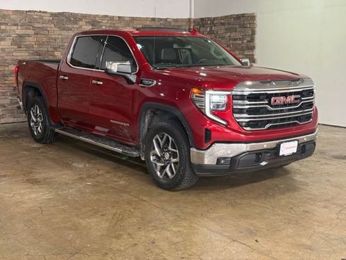 Used 2024 GMC Sierra 1500 SLT w/ SLT Premium Plus Package AWD/4WD image 3