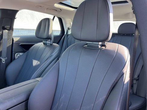 Used 2025 Mercedes-Benz E 450 4MATIC All-Terrain Wagon image 15