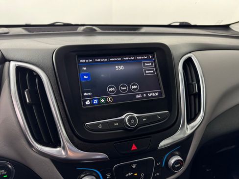 Used 2021 Chevrolet Equinox LS w/ LS Convenience Package image 16