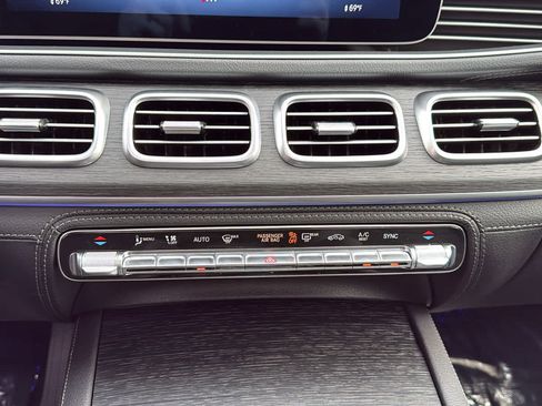 New 2026 Mercedes-Benz GLE 450 4MATIC image 21