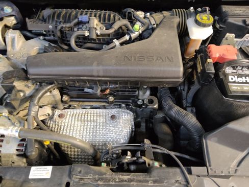 Used 2017 Nissan Rogue SV image 30