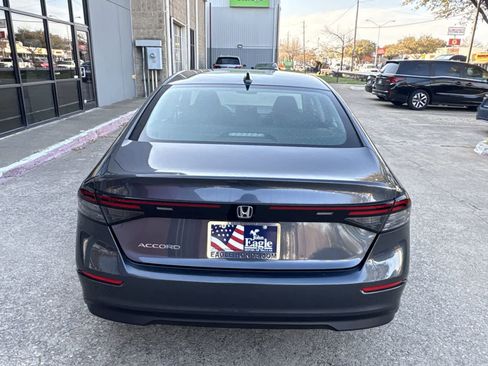 Used 2023 Honda Accord EX image 13