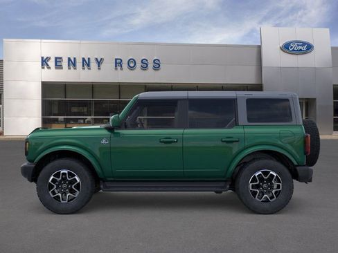 New 2025 Ford Bronco Outer Banks image 4