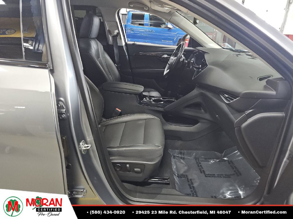 Used 2021 Buick Envision Essence w/ Technology Package I AWD/4WD image 16