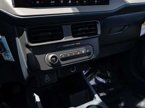 New 2026 Ford Maverick XL FWD image 25