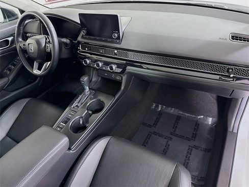 Used 2024 Honda Civic EX-L image 31