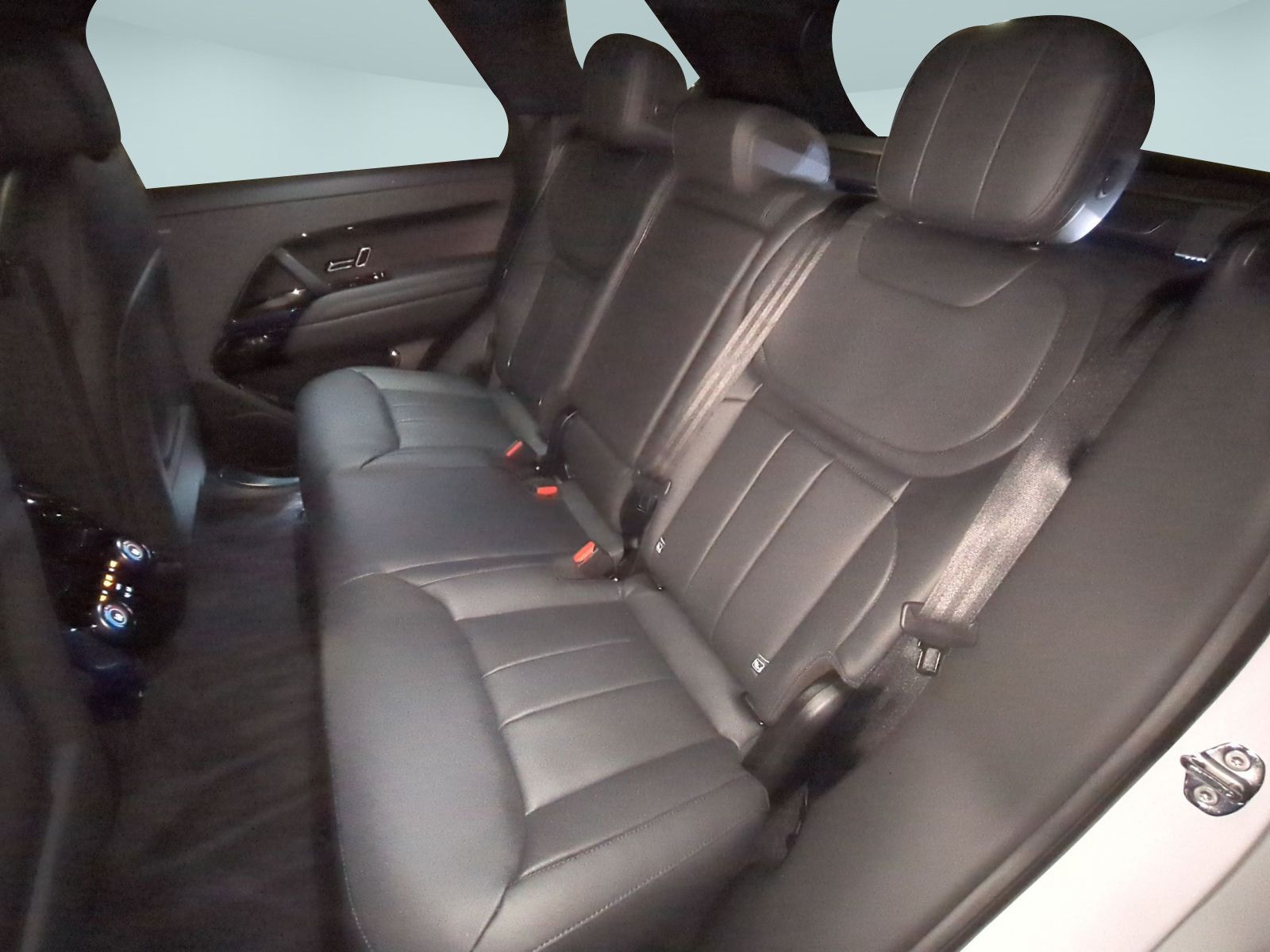 New 2026 Land Rover Range Rover Sport Dynamic SE AWD/4WD image 25