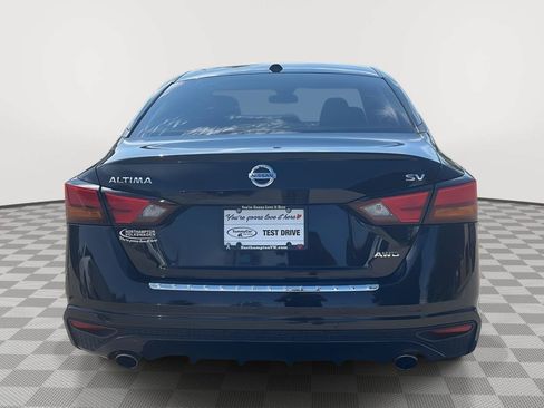Used 2022 Nissan Altima 2.5 SV w/ SV Premium Package AWD/4WD image 8