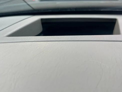Used 2005 Cadillac XLR RWD image 47