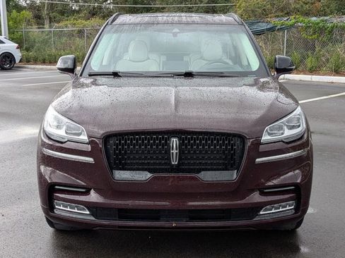 Used 2023 Lincoln Aviator Black Label w/ Jet Package image 2