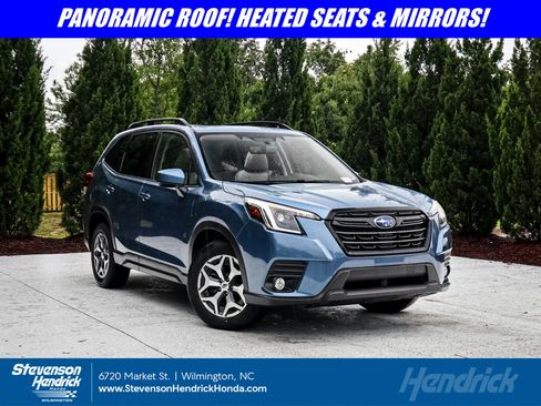 Used 2023 Subaru Forester Premium w/ Popular Package #2 AWD/4WD image 1
