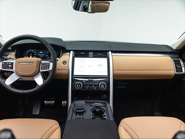 New 2026 Land Rover Discovery Limited Edition AWD/4WD image 19