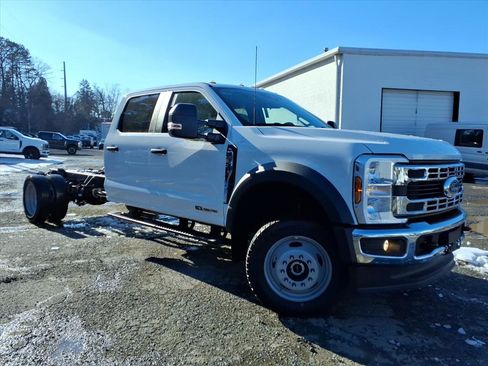 New 2026 Ford F550 4x4 Crew Cab Super Duty image 3