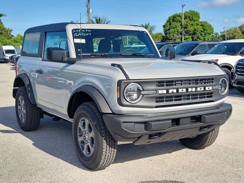 New 2026 Ford Bronco 2-Door AWD/4WD image 1
