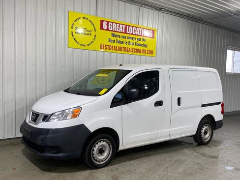 Used 2014 Nissan NV200 S FWD image 1