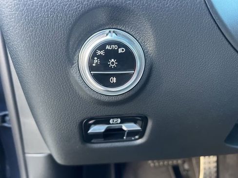 New 2026 Mercedes-Benz C 300 4MATIC Sedan image 11