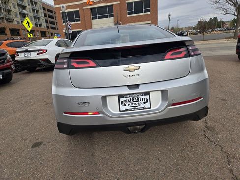 Used 2015 Chevrolet Volt Premium w/ Premium Trim Package image 8